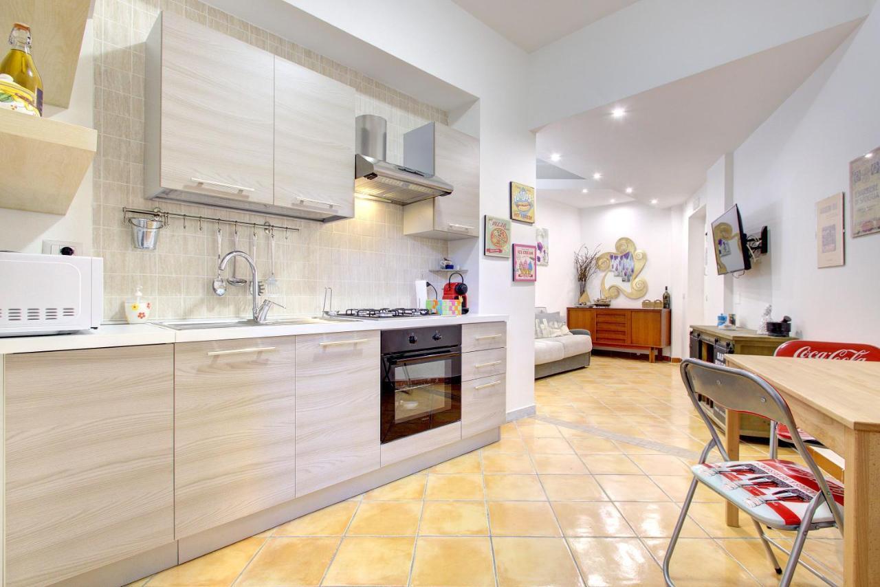 Vomero-Rossini Apartment Naples Exterior photo